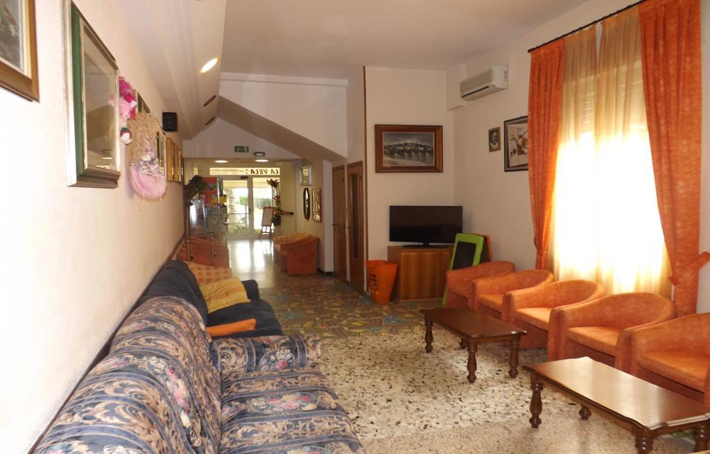 Hotel La Vela Bellaria-Igea Marina Esterno foto