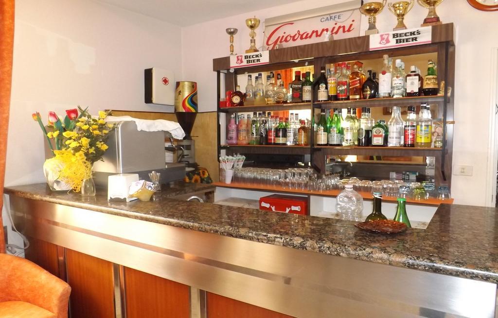 Hotel La Vela Bellaria-Igea Marina Esterno foto