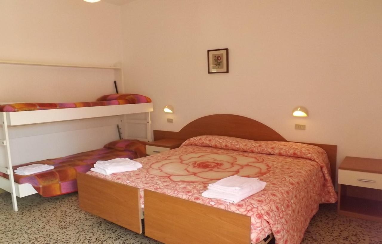 Hotel La Vela Bellaria-Igea Marina Camera foto